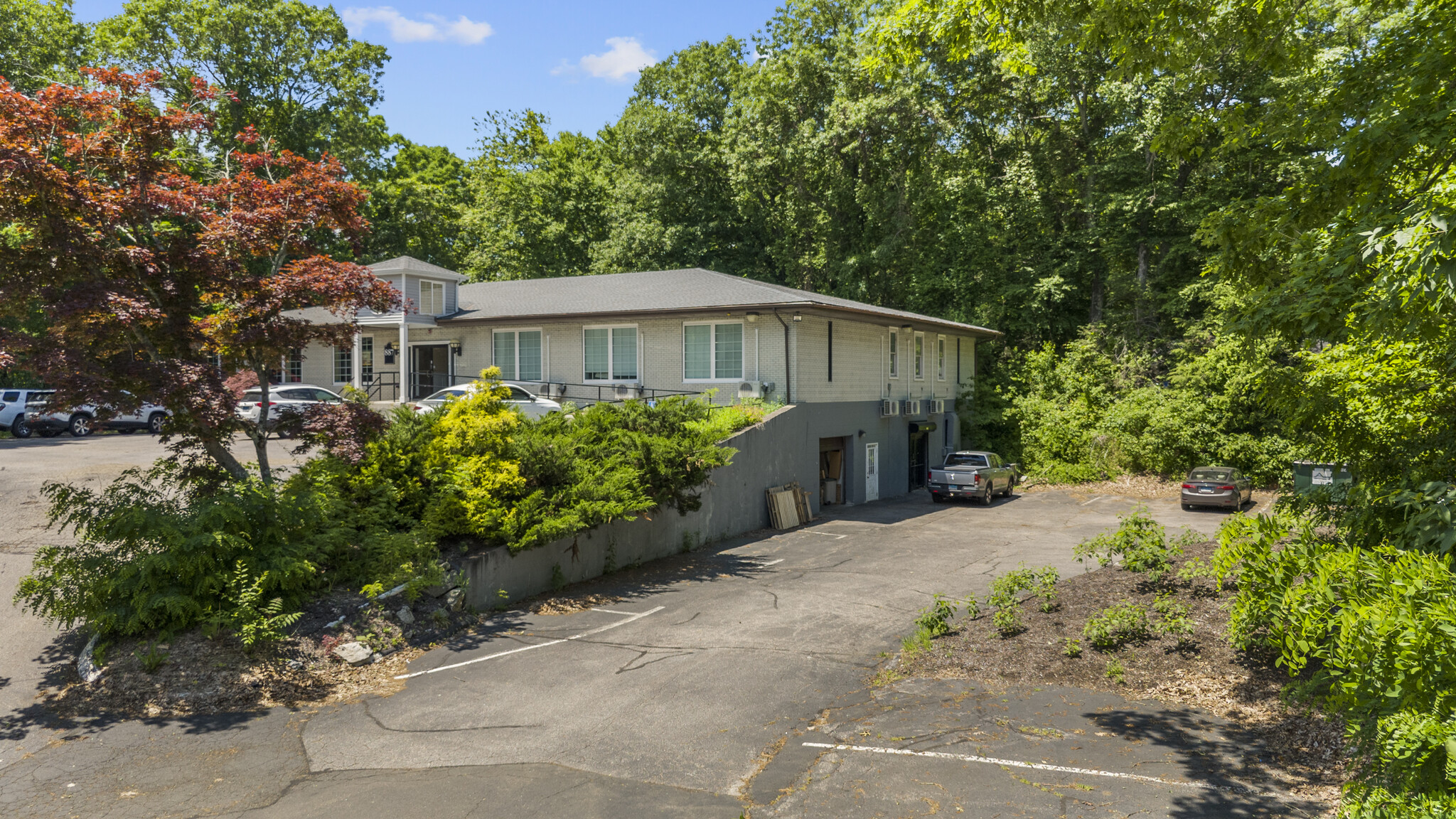 Industrial Space Available in Monroe